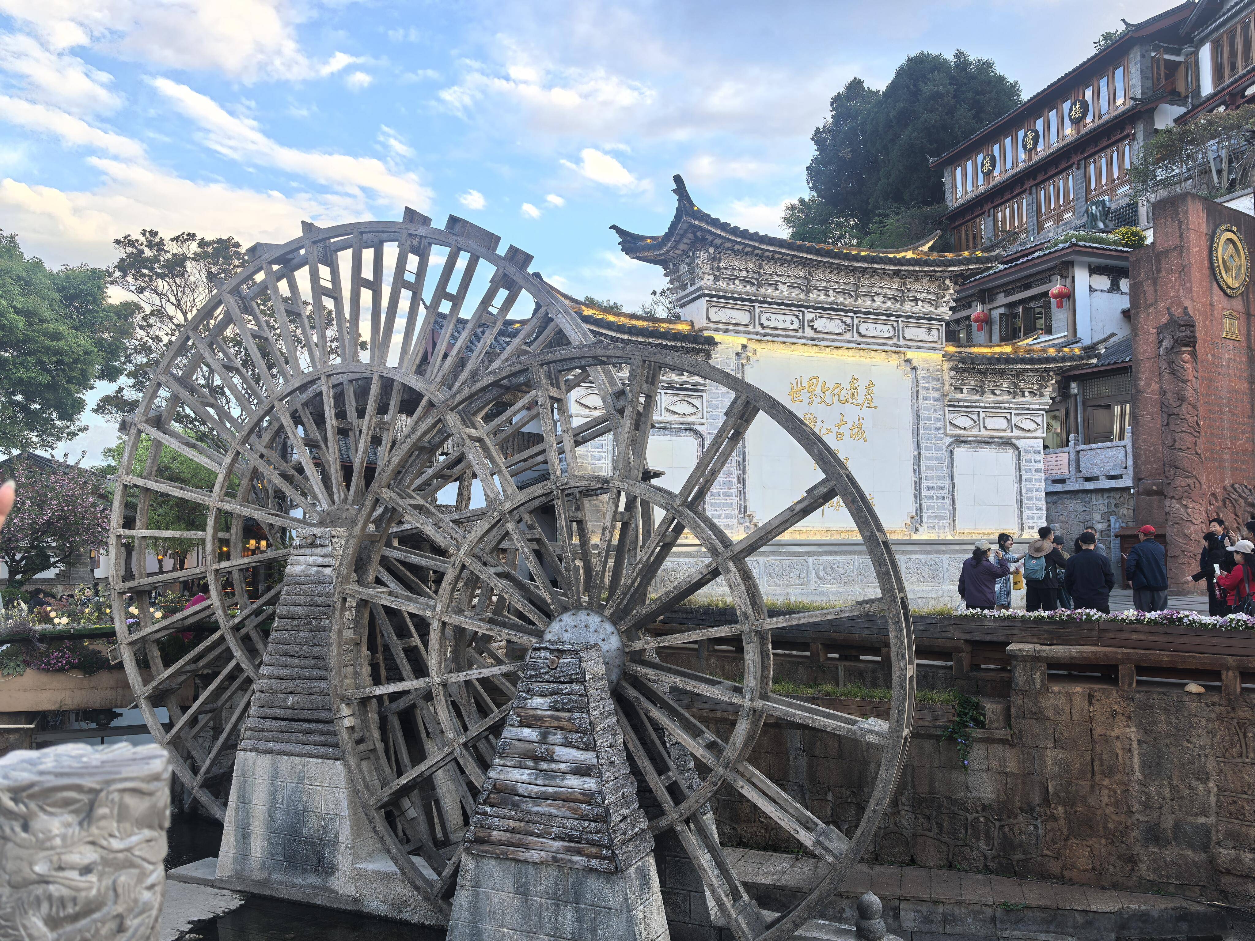 昆明旅游攻略必去景点推荐(昆明旅游攻略必去景点推荐图片)-第2张图片